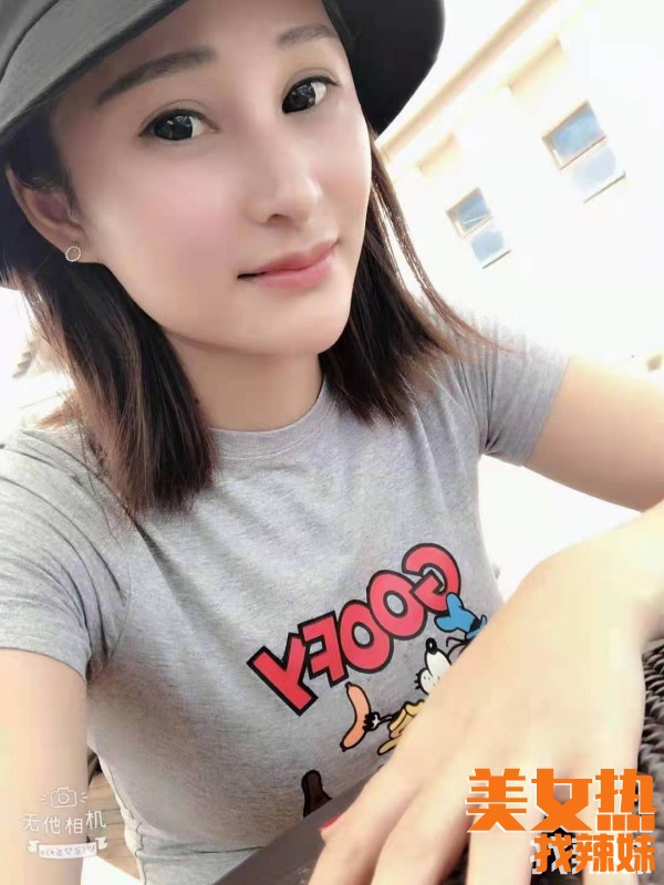 南宁楼风上门分享一个肤白貌美美子的南宁凤楼qm性息！